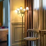 Maison Matilda - Boutique & *
